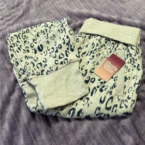 Gray Leopard Print Women’s Bottoms
Knit Joggers